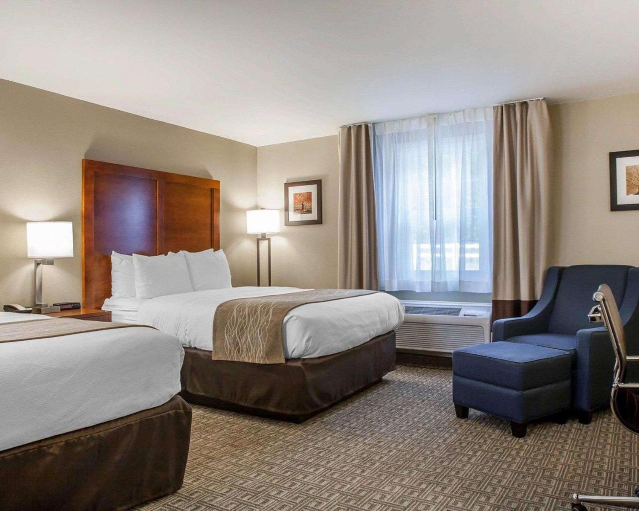 Comfort Inn & Suites Sturbridge-Brimfield Eksteriør bilde